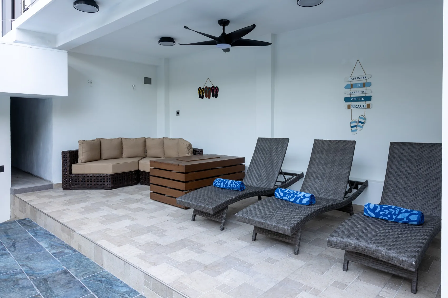 Poolside lounge chairs